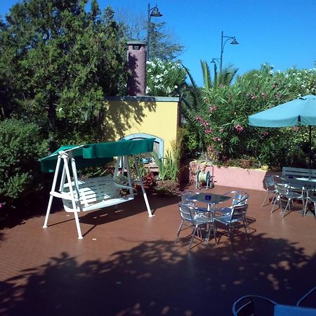 אולביה Hotel Abbaruja מראה חיצוני תמונה