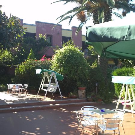 אולביה Hotel Abbaruja מראה חיצוני תמונה