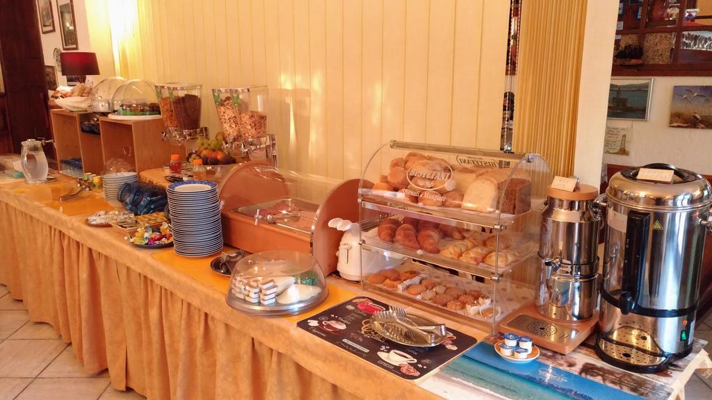 אולביה Hotel Abbaruja מראה חיצוני תמונה